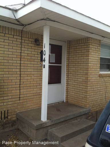 Main picture of 104 S Western St