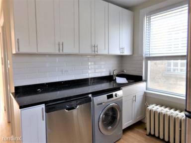 Main picture of 731 Elm St