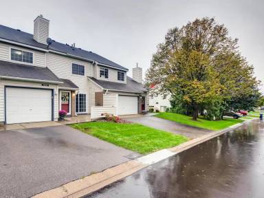 Main picture of 12758 Edgewater Path