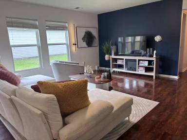 Main picture of 412 Vinicio Dr