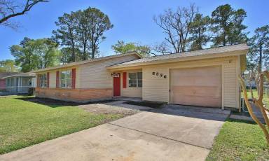 Main picture of 6326 Guadalupe St