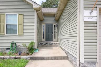 Main picture of 1168 Freedom Dr