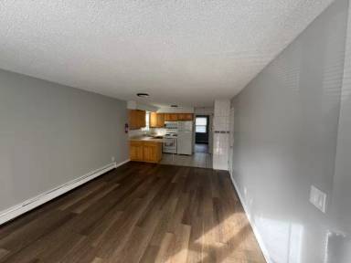 Main picture of 30 Pergola Ave