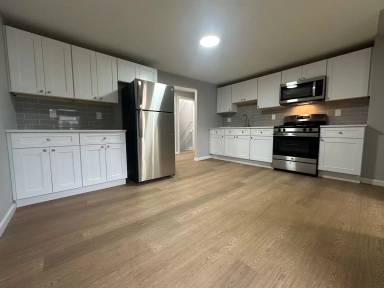 Main picture of 291 Maple Ave