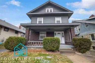 Main picture of 120 N Chelsea Ave