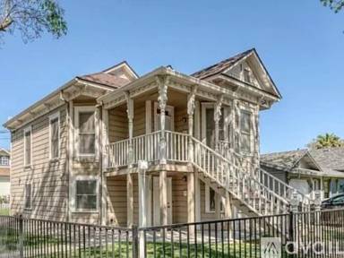 Main picture of 3201 Y St