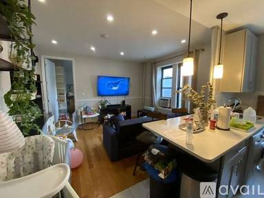 Main picture of 1580 President St