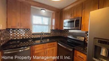 Main picture of 531 W Kalmia Dr