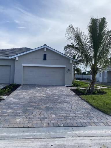 Main picture of 4336 Lemongrass Dr