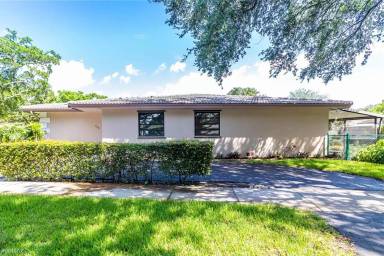 Main picture of 15461 Turnbull Dr
