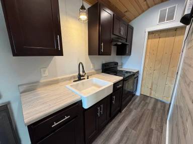 Main picture of 111-119 Robinson 205-213 Wright