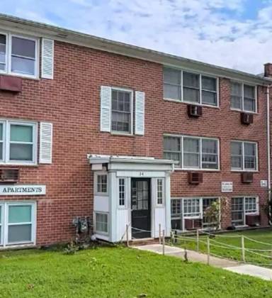 Main picture of 32 Stiles St