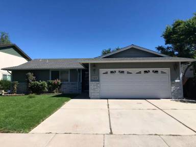 Main picture of 3072 Meadowlands Dr