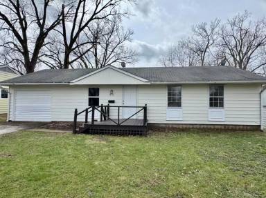 Main picture of 910 Skyline Dr