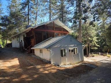Main picture of 21511 American River Dr