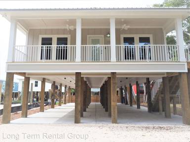 Main picture of 5575 Gulf Ave