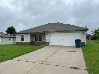 Main picture of 1205 Roland Ave