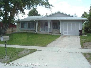 Main picture of 355 Kenady Cir