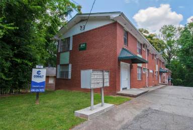 Main picture of 890 Greenwood Ave