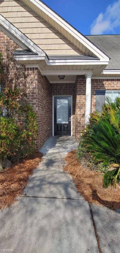 Main picture of 120 Reese Way