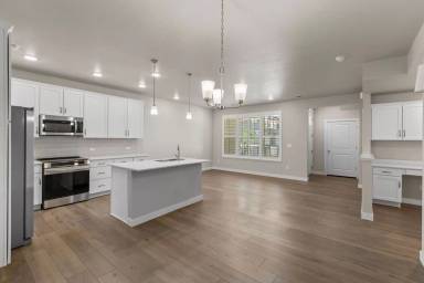 Main picture of 4174 S Park Dr