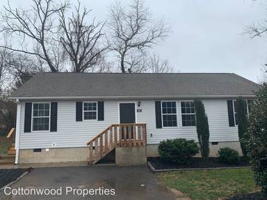 Main picture of 18 Clemson Ct