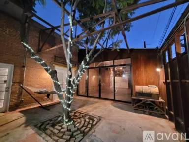 Main picture of 418 N Herbert Ave