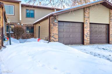 Main picture of 2422 Mendelssohn Ln