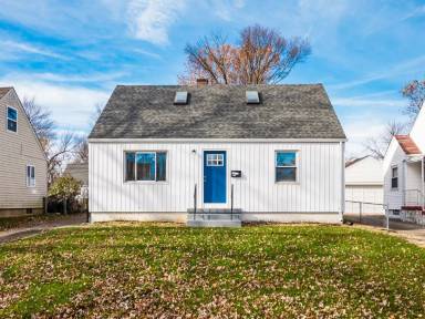 Main picture of 3463 Dresden St