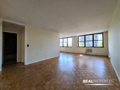 Main picture of 1446 N Dearborn St