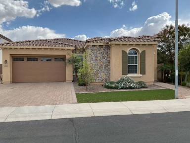 Main picture of 2091 E Geronimo St