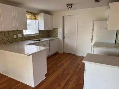 Main picture of 16104 Foxfire Dr