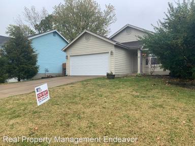 Main picture of 11 Bishops Crest Ct