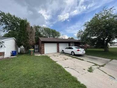 Main picture of 605 Victoria St