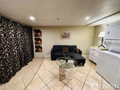 Main picture of 1605 Freedom Dr