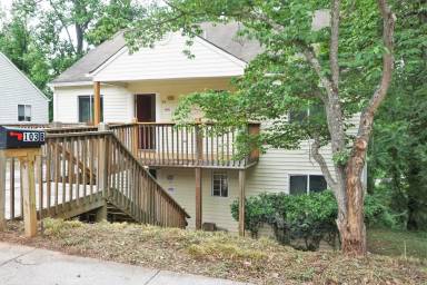 Main picture of 101 Westerly Ave