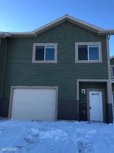 Main picture of 720 10th St W