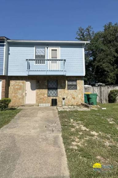Main picture of 948 McFarlan Ave