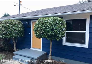 Main picture of 2030 Cliburn Rd