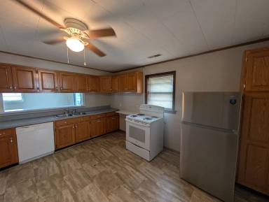 Main picture of 1542 Burning Bush Rd