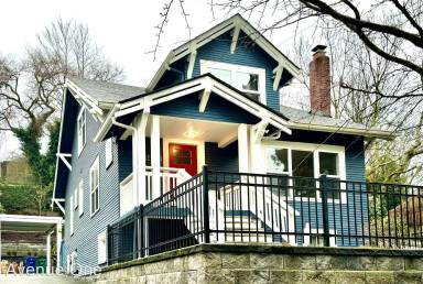 Main picture of 1100 31st Ave
