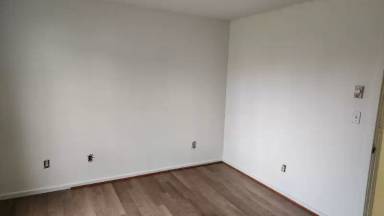Main picture of 272 1st St