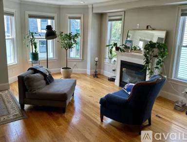 Main picture of 52 Green St