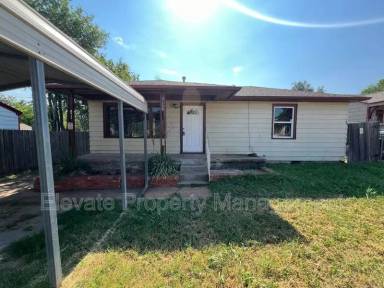 Main picture of 3126 S Dumas Ave
