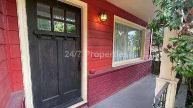 Main picture of 5815 NE 19th Ave