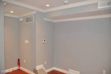 Main picture of 1159 Plymouth Ave