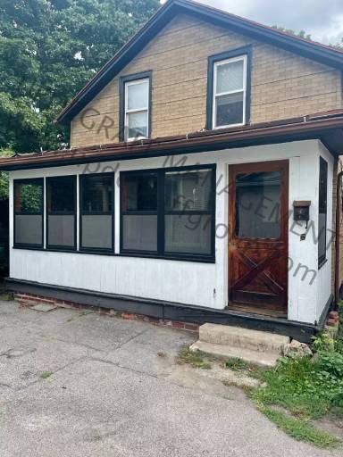 Main picture of 6 Blakeney Pl