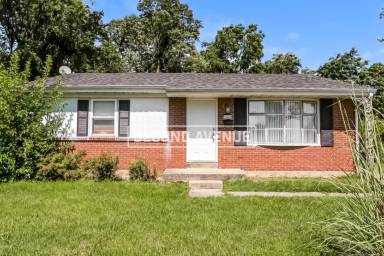 Main picture of 10946 Crystalhill Ct