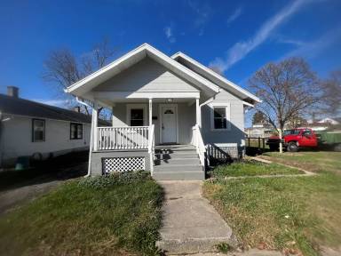 Main picture of 831 Elder St
