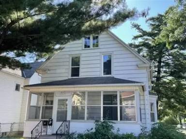 Main picture of 4049 DuPont Ave N